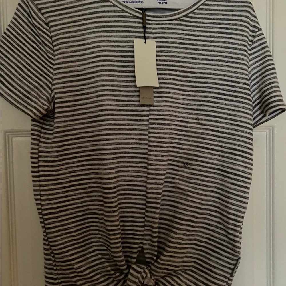 NWT Calvin Klein Tie Front Crop Top